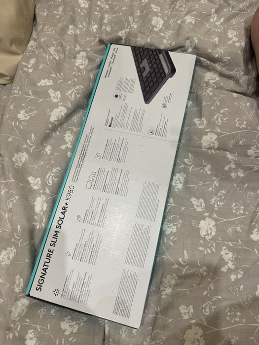 Logitech клавиатура НЕОТВАРЯНА, НОВА!