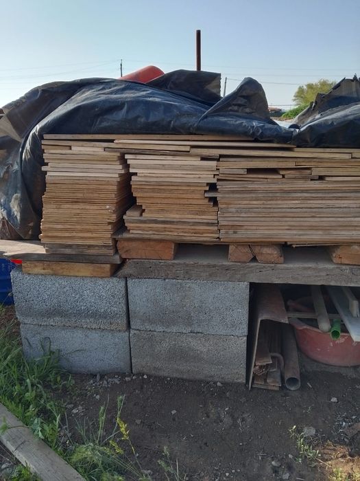 Продается фанера б/ у