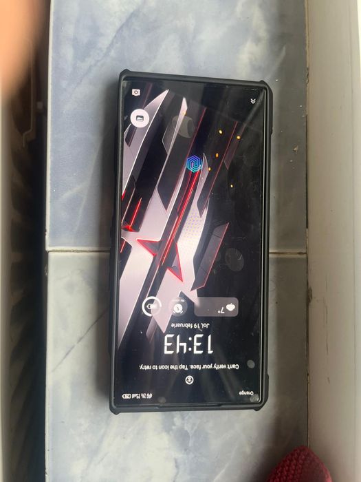 Vând sau schimb Redmagic 9 pro