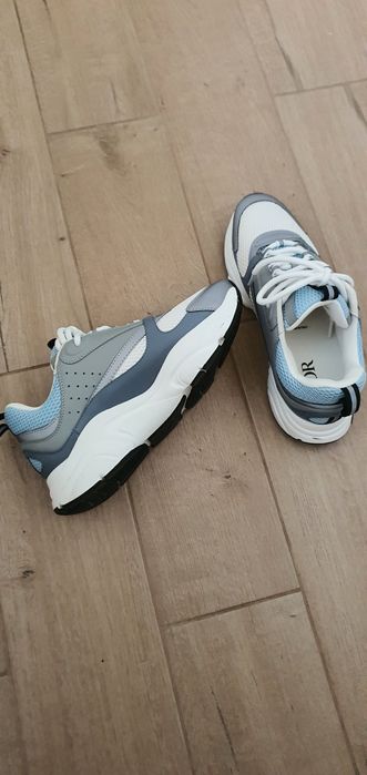Adidasi Dior noi