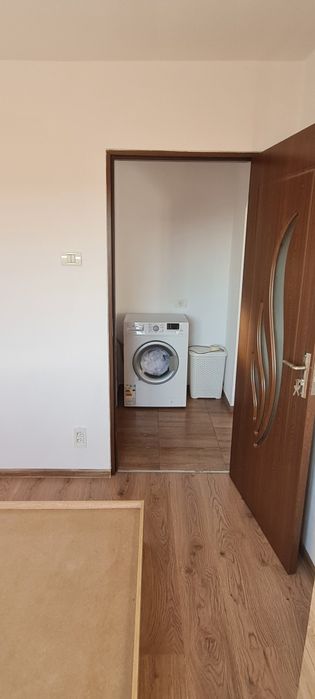 Închiriez apartament 2 camera