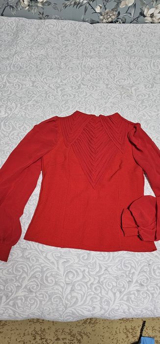 Женская одежда в отличном состояний