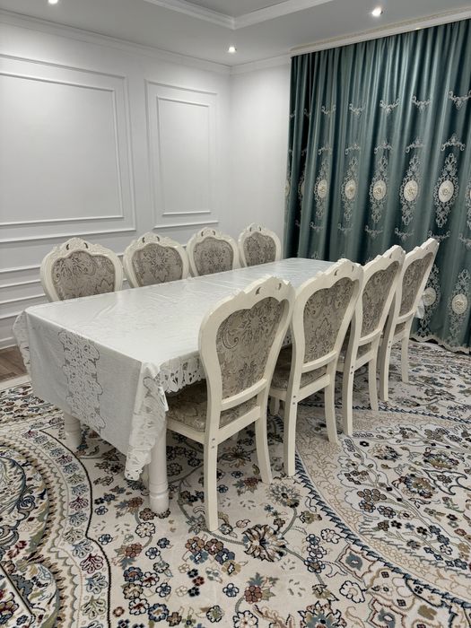 Продам стол со стульями