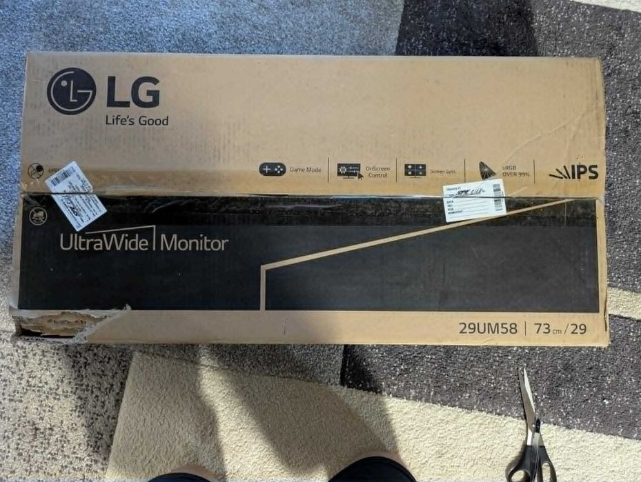 LG UltraWide 29UM58-P – 29" IPS UltraWide монитор