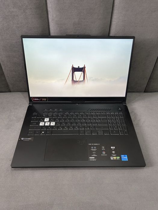 ASUS TUF Gaming F17 / i5-12500H / 16GB / RTX3050 / 144Hz