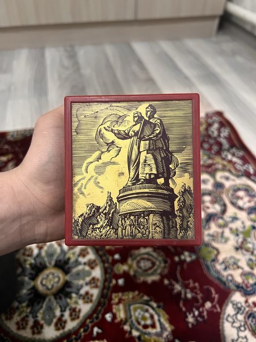 Советская подарочная шкатулка