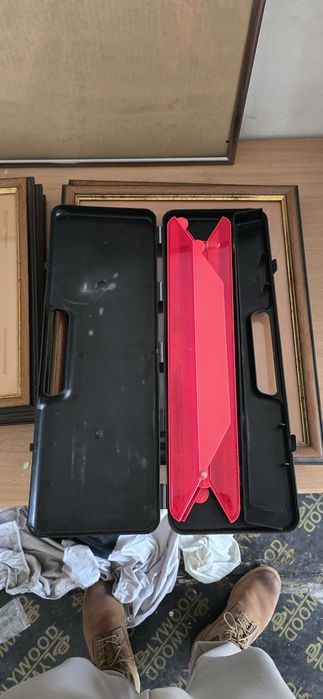 Авариен триъгълник