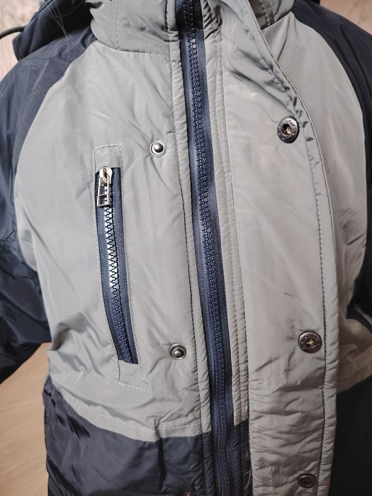 Продам куртку для мальчика 7-8 лет