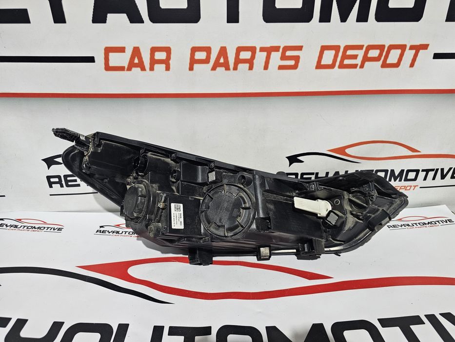 Far stanga lupa led Hyundai Tucson Facelift dupa 2018 cod 92101D7600