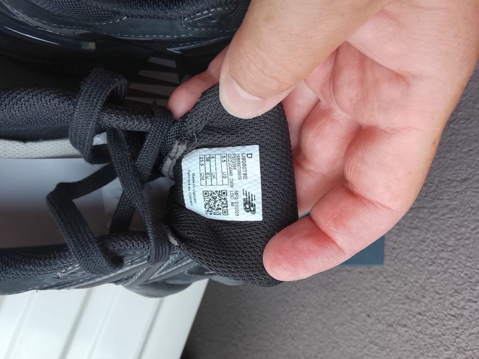 New Balance 9060 noi originali