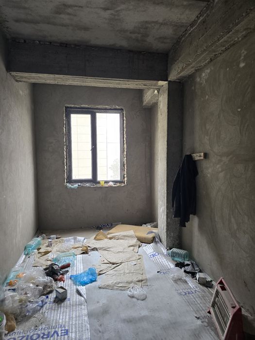 2хоналик 3каватда крытый рынок, 88квм сотилади