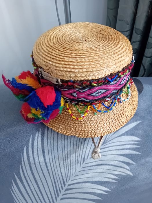 Costume de oaș bărbătesc și de damă de vânzare.