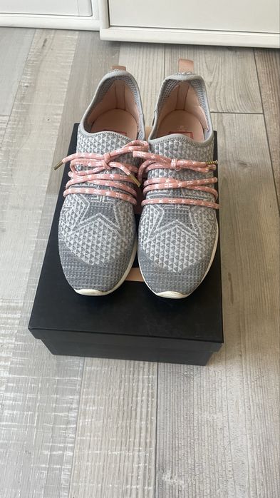 Elisabetta Franchi оригинални сникърси