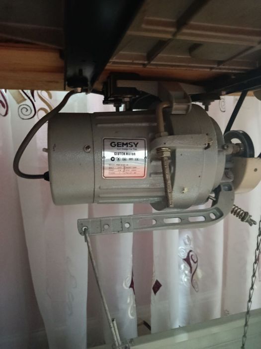 Tikuv  mashina rospashevalka