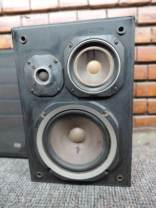 Boxe JWS   60W-8 ohmi și oboxă Jazz 40w- 4 ohmi