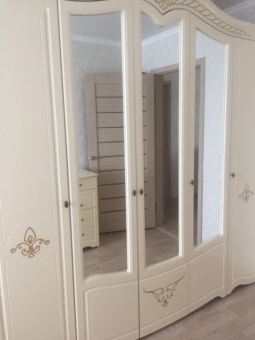 Шифоньер в спалью б/у