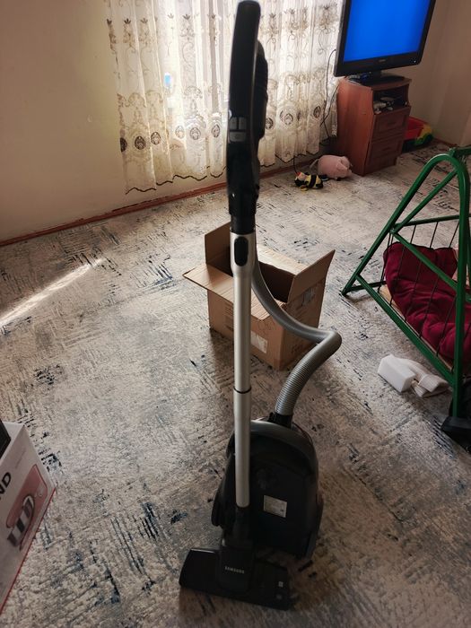 Samsung plisos konteynerli