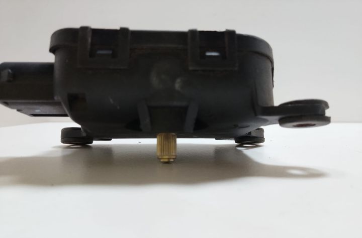 Motoras  Bosch Aeroterma  0132801152 Rover 75 prima generatie