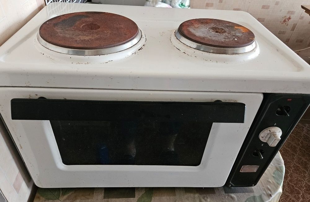 Продам 2-х комф.электроплита с