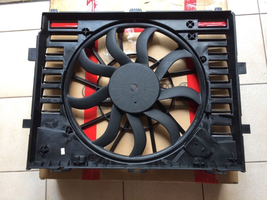 Case Electro Ventilator Cayenne 3.0 Tdi 7P0121207A / 95810606112