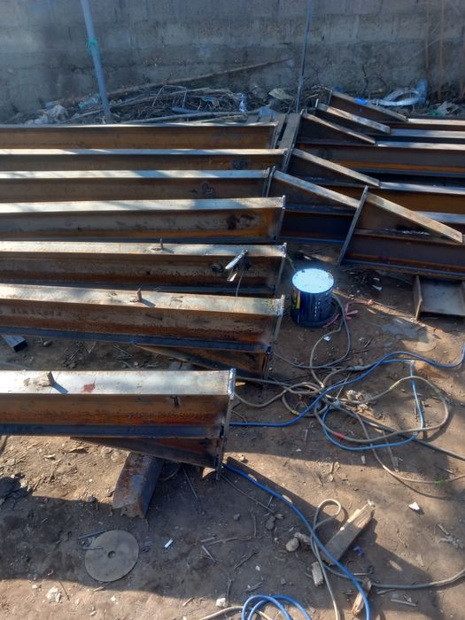 Vând hală metalica structura 12m×20m×4m din profile inp 200 Ferme si s