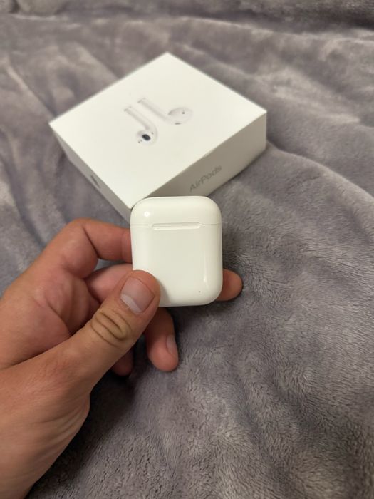 Apple Air Pods 2-ро поколение безжични скушалки на apple
