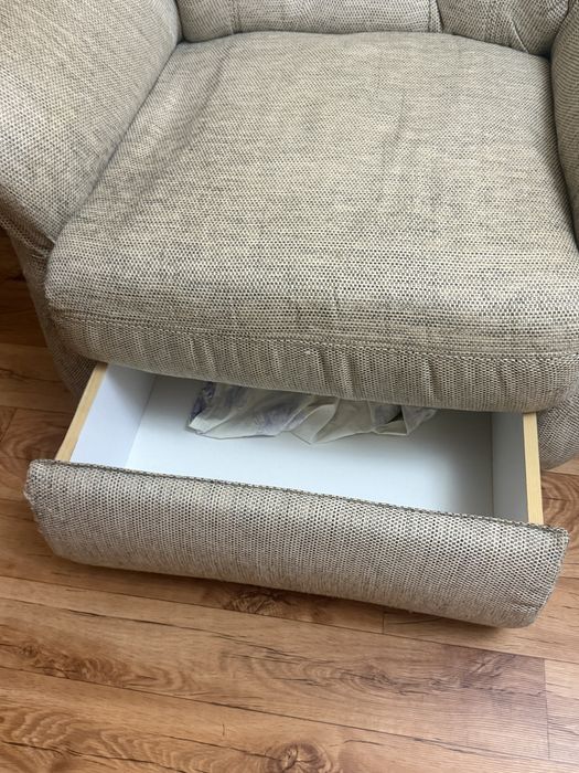 Диван для гостинной угловой