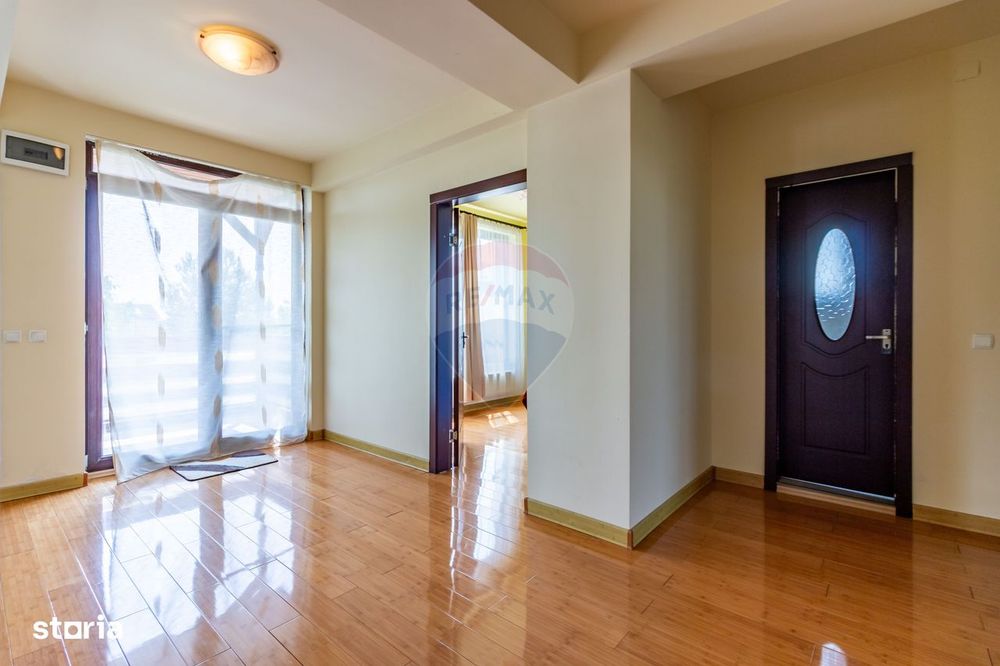 Casă / vilă de vânzare în Balotești | aprox. 350 mp | teren 1.015 mp