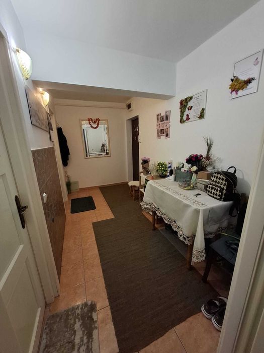 Apartamen 2 camere de închiriat