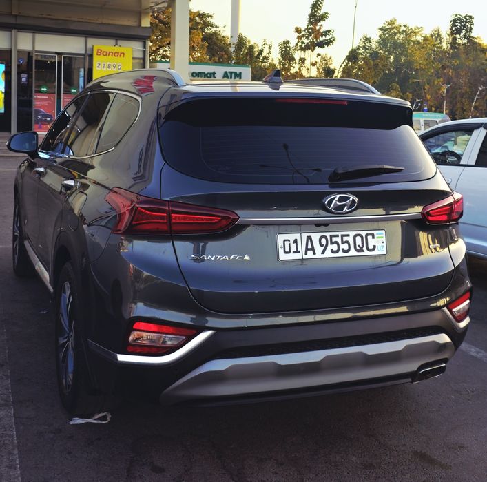 Sro'chna prodayotsya Hyundai Santafe 2020yil probeg 98.000 km eng full