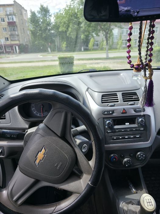Продам шевроле кобальт