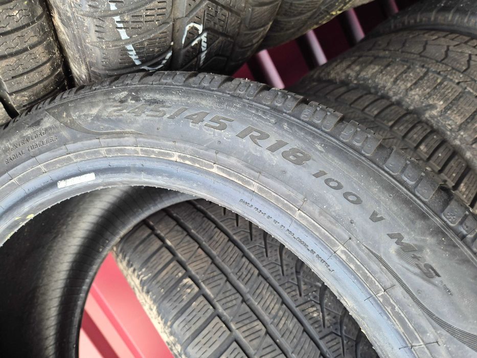 2 Anvelope M+S - 245/45/18 - PIRELLI - Stare F BUNA DOT 2023