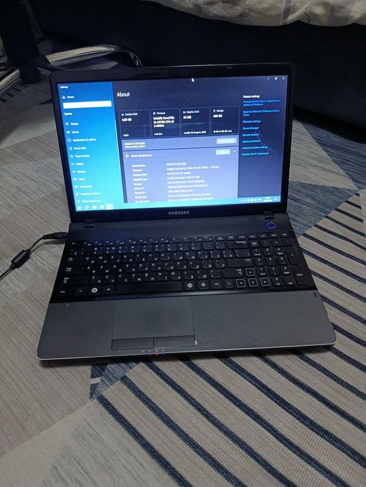 Ноутбук Samsung NP300E5X