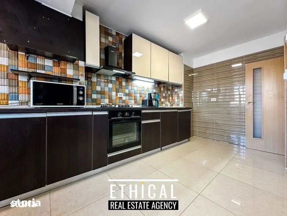Apartament 3 camere de inchiriat / Zona Decebal / Piata Muncii