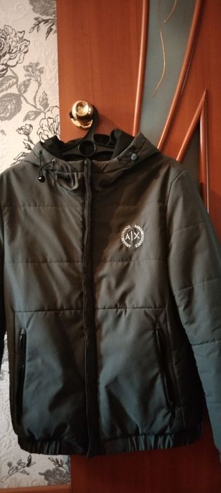 Продам куртку в отличном состоянии