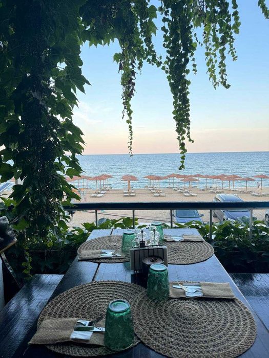 Парти зала под наем до морето