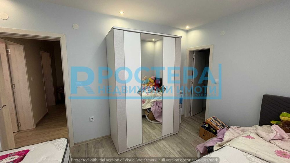 Продава се Четиристаен апартамент в Търговище, Център - 96 кв.м за 675 €/кв.м - Снимка #4