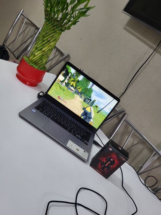 Ноутбук ASUS VivoBook