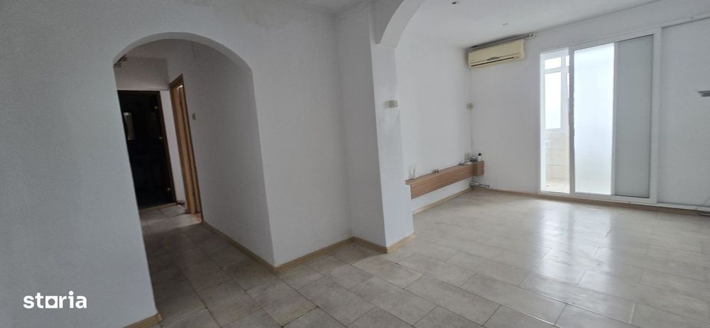 Vânzare apartament 3camere, micro 6 Târgoviște — fotografia 1