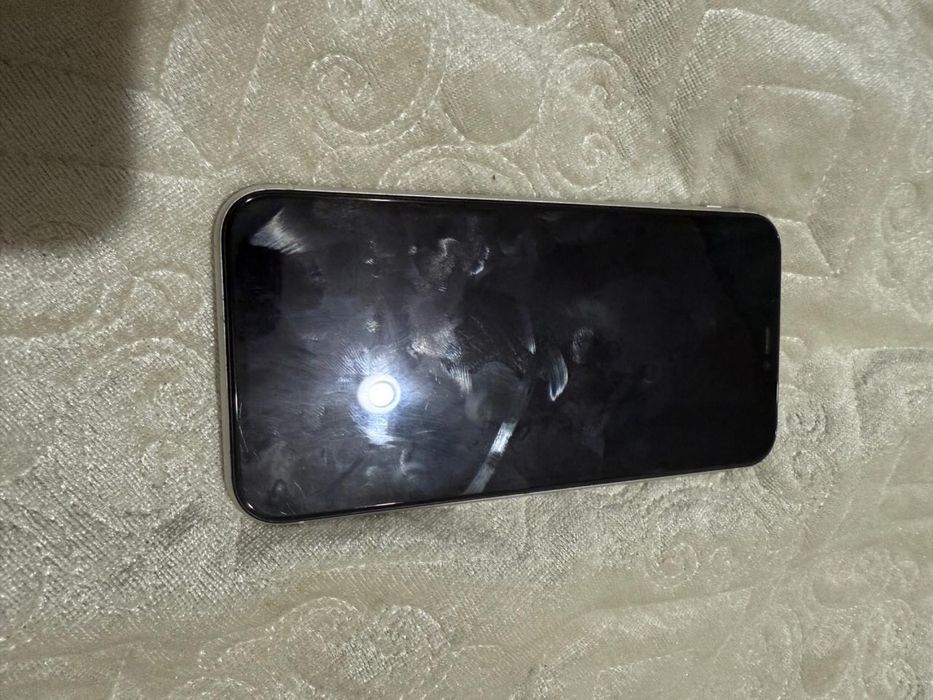 Айфон 11 40 к срочна сал сауда бар