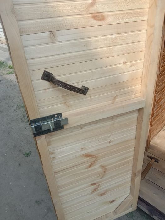 Продается уличный туалет
