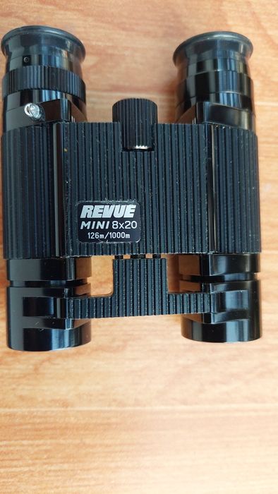 Binoclu Revue Swiss  8x20