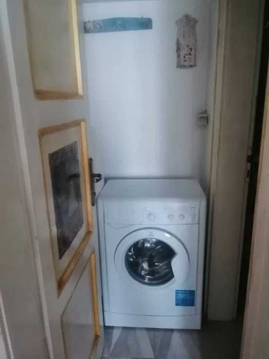 Дава се под наем Многостаен апартамент в София, Център - 96 кв.м за 1100 € - Снимка #2