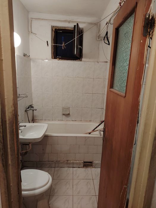 Vand apartament cu doua camere in Baile Olănești
