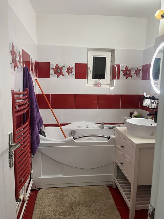 Vand apartament Craiovita Noua