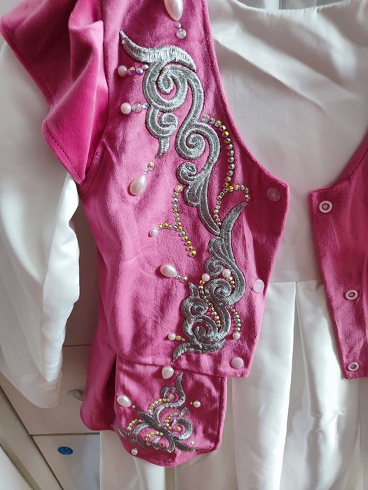 Продается костюм в казахском стиле!