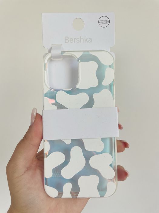 Кейсове за айфор 12 про