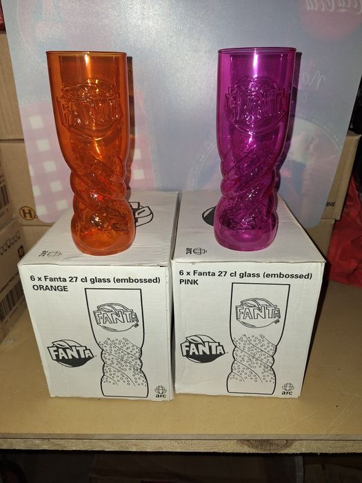 Чаши различни видове , чаша за кафе и кутия за кафе