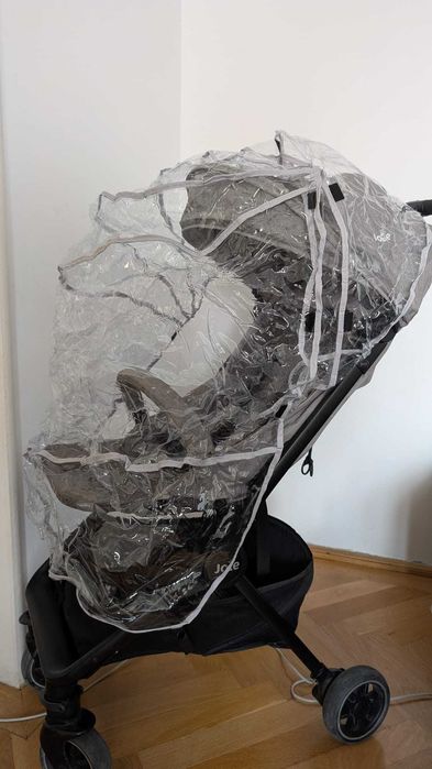 Cărucior ultracompact Joie Pact – pliabil tip troller – 0 luni