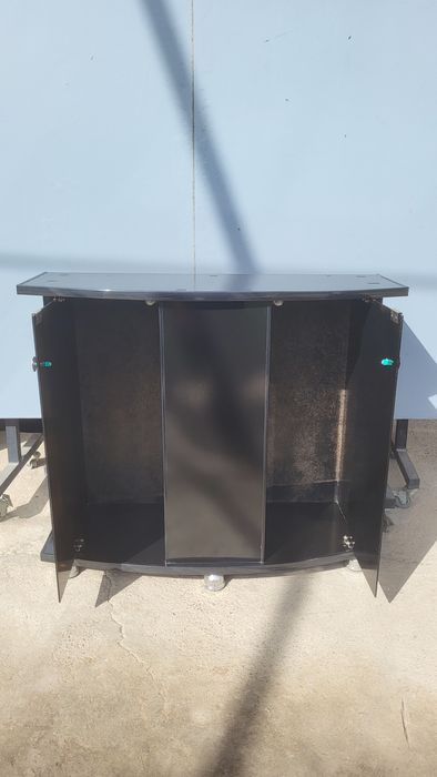 Шкафчик под аквариумом стоял можно использовать как шкафчик